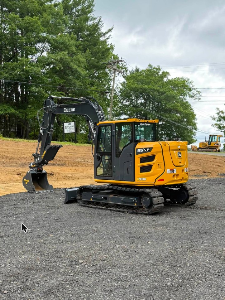 Excavator on a Wykowski Mechanical job site