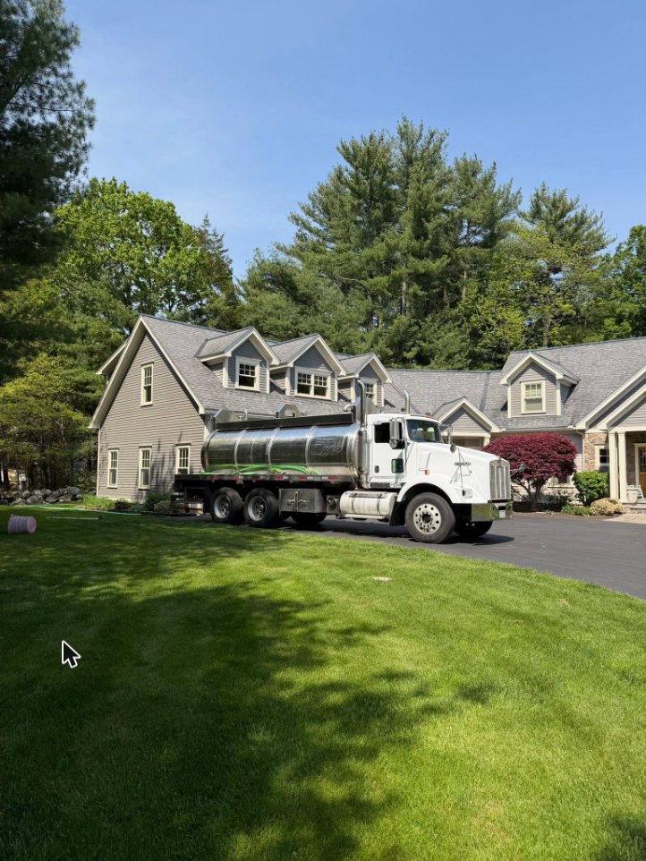 Wykowski Mechanical truck at a customer's home